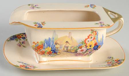 Old England Gardens Gravy Boat with Attached Underplate