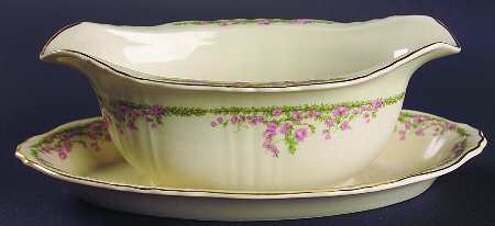 Allendale Gravy Boat with Attached Underplate
