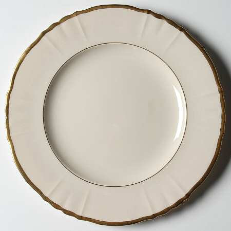 Brantley Luncheon Plate