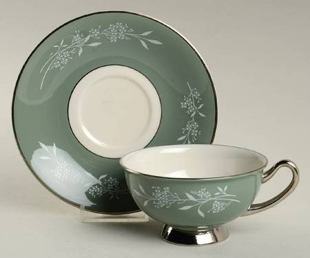Candlelight Footed Cup & Saucer Set