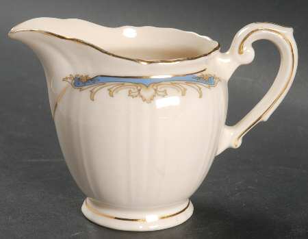 Carvel Creamer