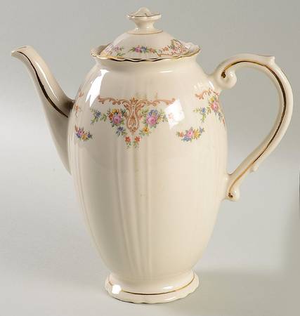 Marietta Coffee Pot & Lid