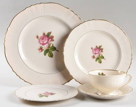 Rosalie 40 Piece Estate Set