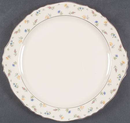 Suzanne 13" Chop Plate (Round Platter)
