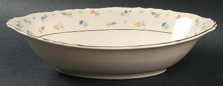 Suzanne 9" Oval Vegetable Bowl