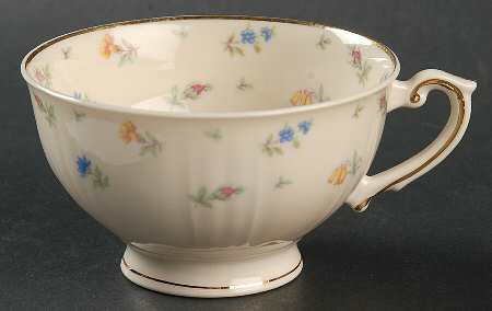 Suzanne Footed Cup