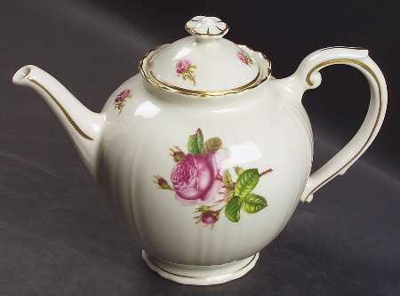 Victoria Teapot & Lid