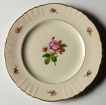 Victoria Luncheon Plate