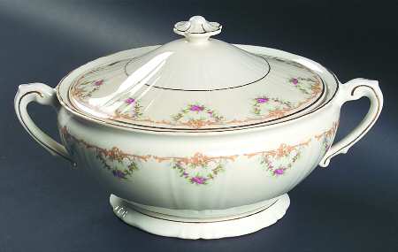 Wardell Round Covered Vegetable
