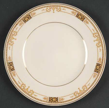 Webster (Old Ivory, Gold Trim) Dessert/Pie Plate