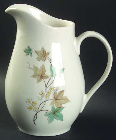 Woodbine 32 Oz Pitcher
