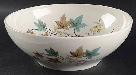 Woodbine 9" Round Vegetable Bowl