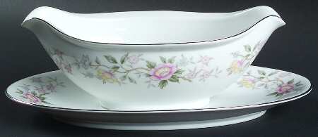 Barry Gravy Boat & Underplate/Relish