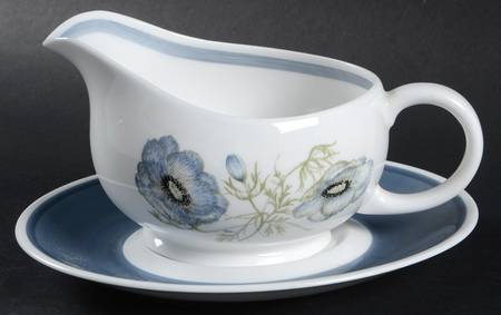 Glen Mist (Susie Cooper Signature Stamp) Gravy Boat & Underplate