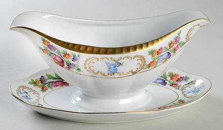 SCH115 Gravy Boat with Attached Underplate