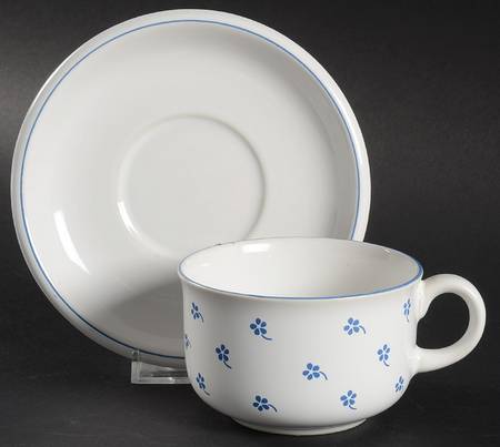 Daisy Flat Cup & Saucer Set
