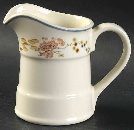 SLE11 Creamer