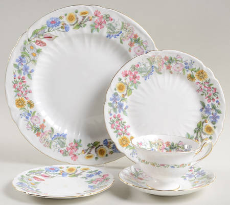 Hedgerow 5 Piece Place Setting