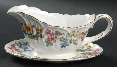 Hedgerow Gravy Boat & Underplate