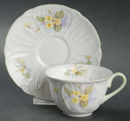 Primrose Flat Cup & Saucer Set