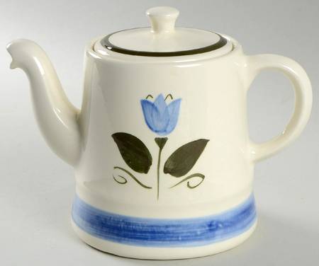 New Tulip Blue Teapot & Lid