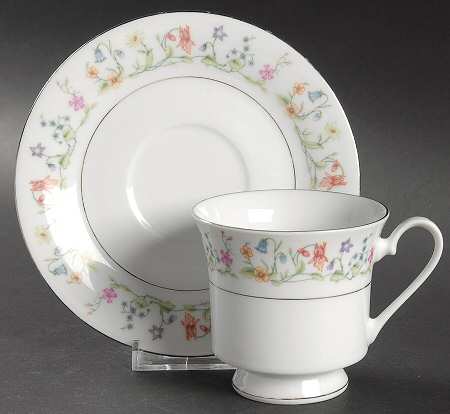 SGU6 Footed Cup & Saucer Set