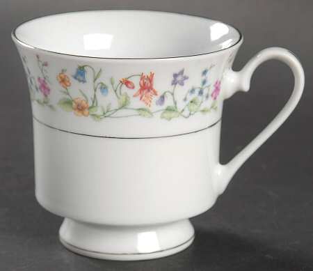 SGU6 Footed Cup