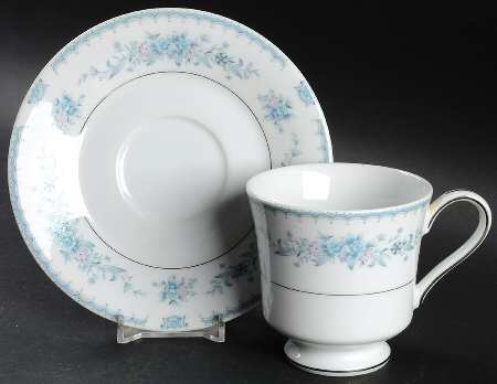 Harmony Footed Cup & Saucer Set