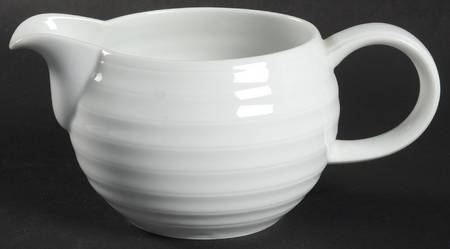 Roulette White Gravy Boat