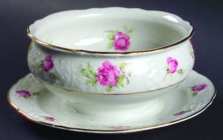 SCH193 Gravy Boat with Attached Underplate by Schumann - Bavaria