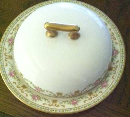 La Rosa Round Covered Butter