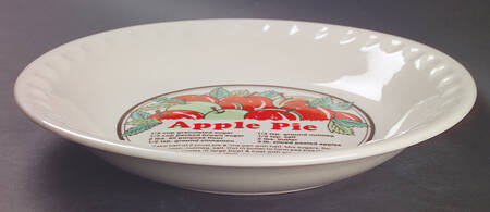Sunny's Pride 11" Pie Baking Plate by Sunnycraft