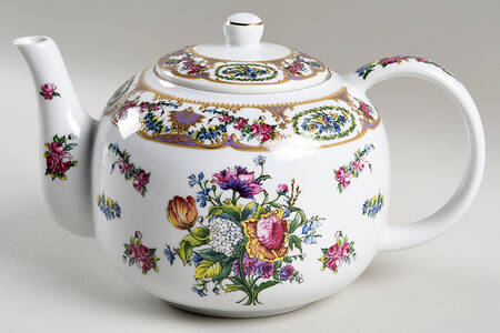 Sevres Teapot & Lid