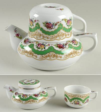 Sevres Individual Teapot & Lid with Cup