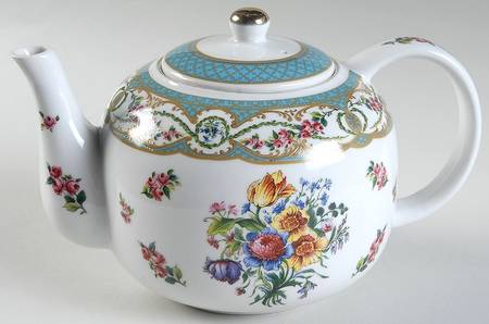 Sevres Teapot & Lid