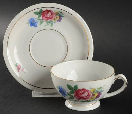 SCD44 Footed Cup & Saucer Set by Schonwald