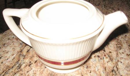 05650 Teapot No Lid