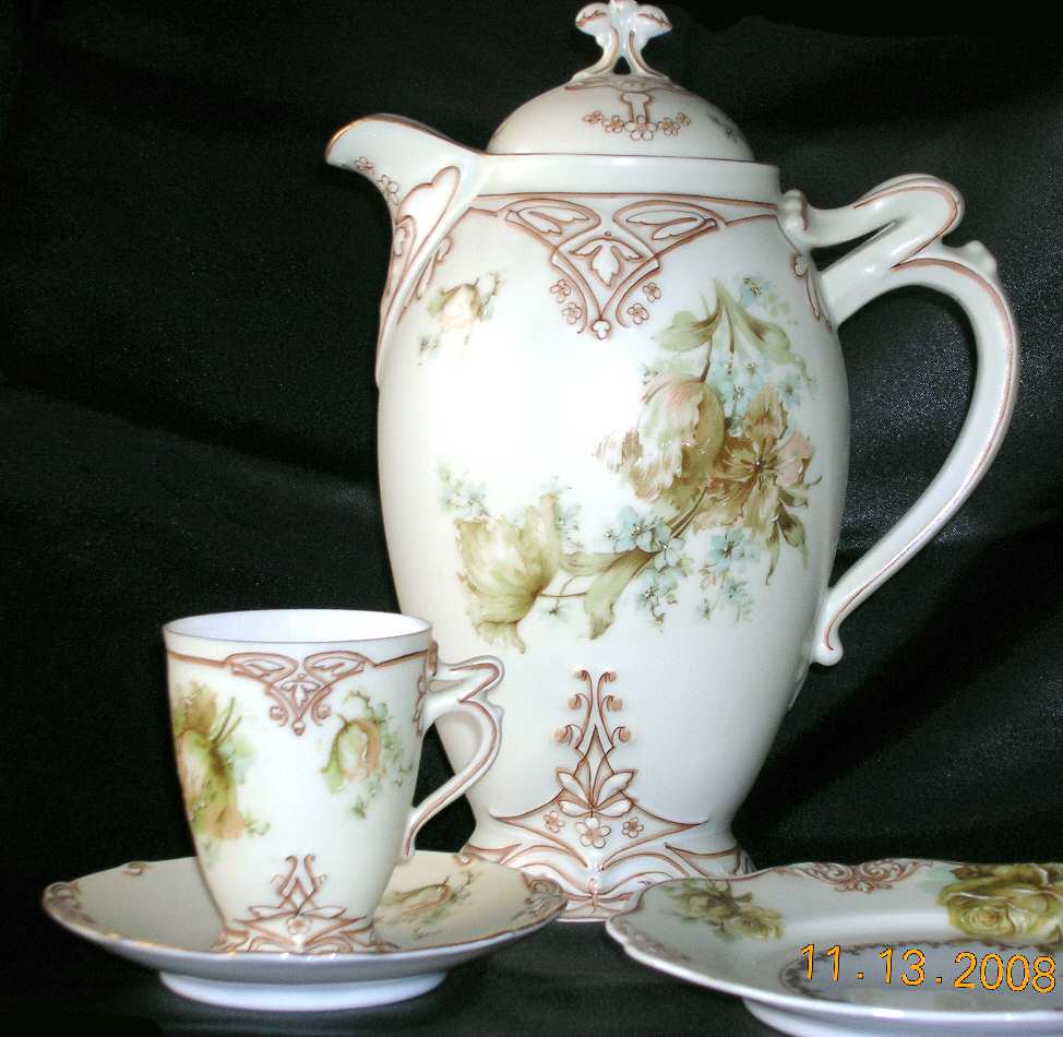 OHM227 Chocolate Cup & Saucer Set