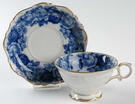 SCH374 Footed Cup & Saucer Set