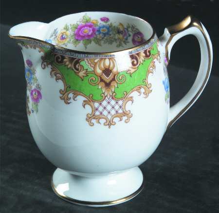 Sheraton Green (Smooth) Creamer