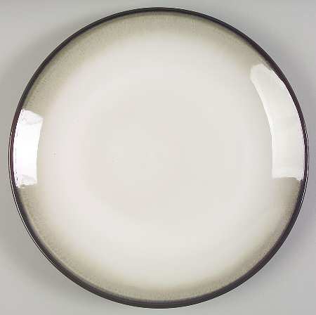 Nova Black (Newer, Grayish White Center)