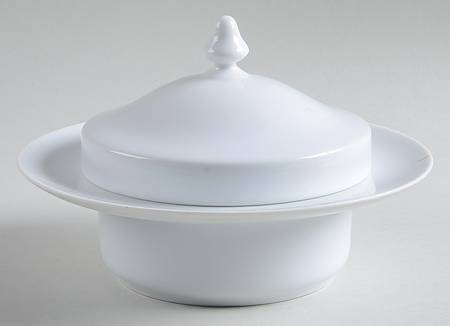 Roulette White Round Covered Butter
