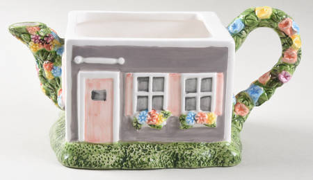 Nantucket Sculpted Teapot No Lid