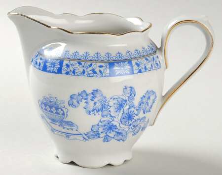 SLT283 Creamer