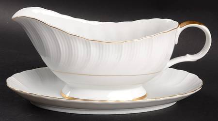 Golden Swirl Gravy Boat & Underplate/Relish
