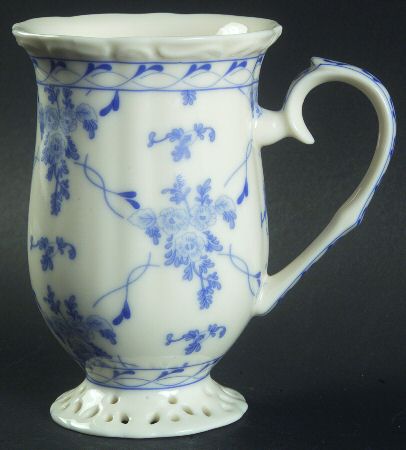 Rose Brocade Footed Mug