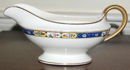 SMP22 Gravy Boat