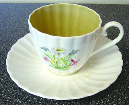 SCO41 Flat Cup & Saucer Set