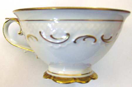 SCH482 Footed Cup