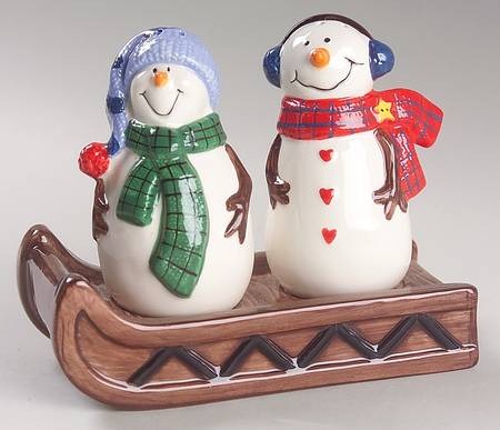 Button Tree Button Up Figural Salt and Pepper Tray Set